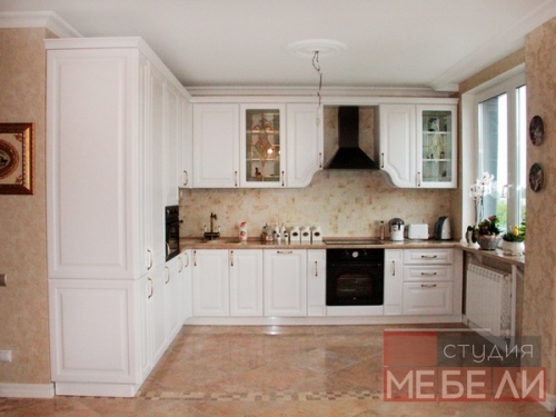 Классическая белая кухня