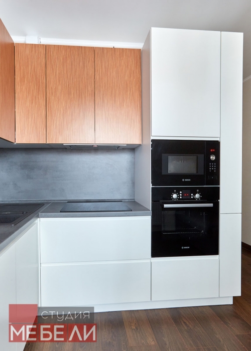 Эргономичная угловая кухня из постформинга