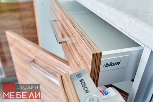 Комбинированная кухня из пластика