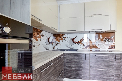 Теплая «кофейная» кухня