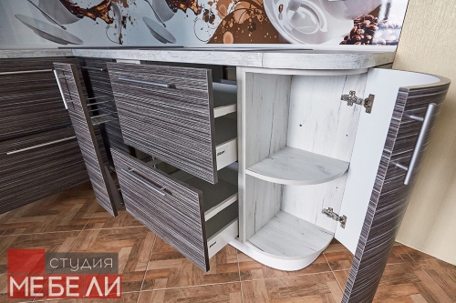 Теплая «кофейная» кухня