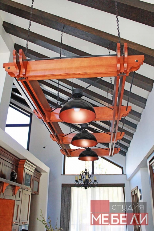 Кухня из массива ясеня в классическом стиле