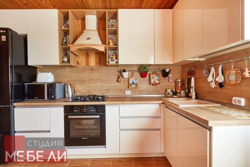 Уютная кухня в деревенском стиле