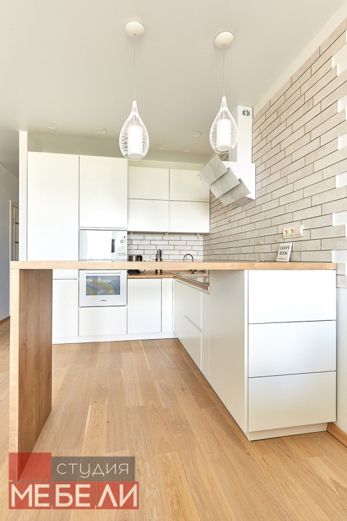 Лаконичная угловая кухня