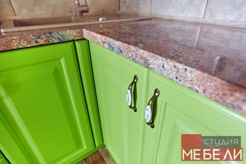 Салатовая кухня из МДФ