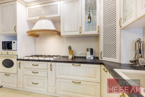 Классическая кухня из МДФ