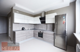 Современная угловая кухня из пластика