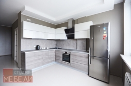 Современная угловая кухня из пластика