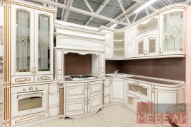 Изысканная кухня из массива со скидкой 70%