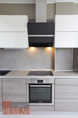 Современная угловая кухня из пластика