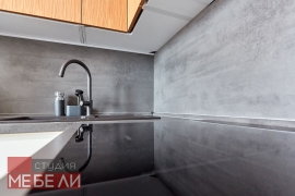 Эргономичная угловая кухня из постформинга