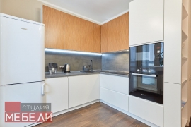 Эргономичная угловая кухня из постформинга