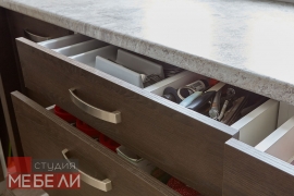 Эргономичная кухня из ЛДСП