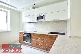 Комбинированная кухня из пластика