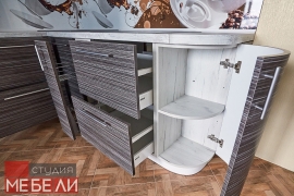 Теплая «кофейная» кухня