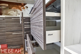 Теплая «кофейная» кухня