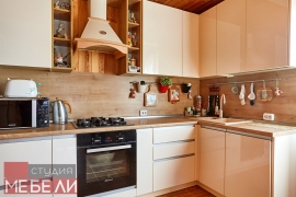 Уютная кухня в деревенском стиле