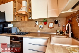 Уютная кухня в деревенском стиле