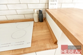 Лаконичная угловая кухня