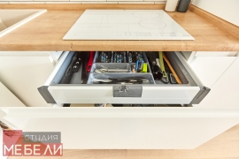 Лаконичная угловая кухня