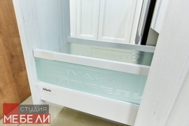 Светлая кухня в средиземноморском стиле