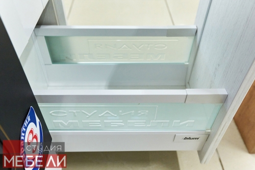 Светлая кухня в средиземноморском стиле